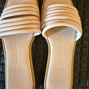 Dolce Vita Tan Sandals